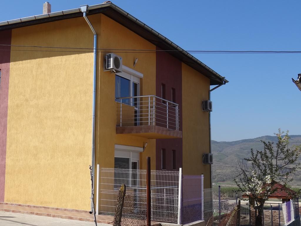 Guestrooms Struma Dolinata Strumyani Esterno foto