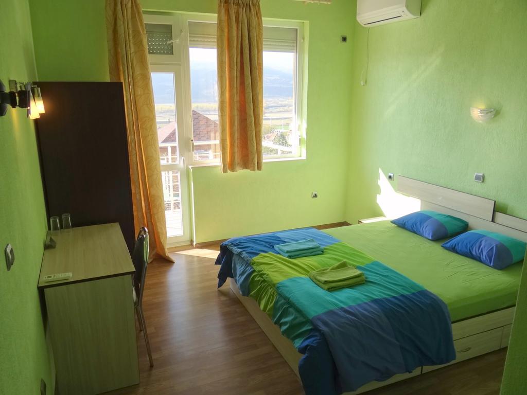 Guestrooms Struma Dolinata Strumyani Esterno foto