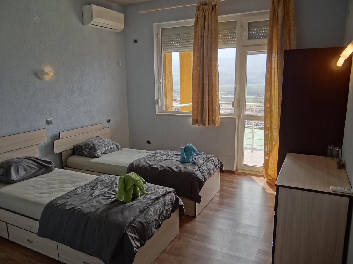 Guestrooms Struma Dolinata Strumyani Esterno foto