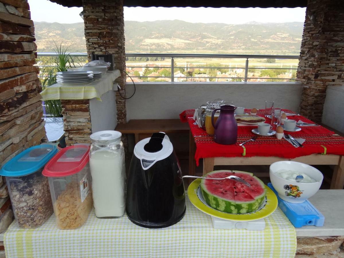 Guestrooms Struma Dolinata Strumyani Esterno foto